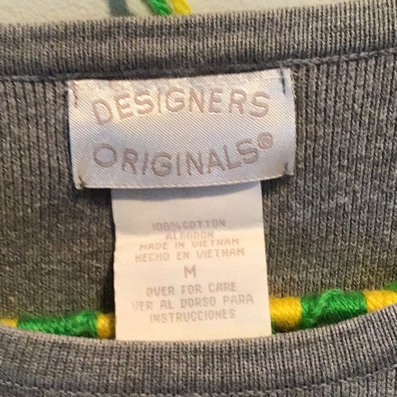 Designer Originals 2 Piece Coordinating Sweater Set Black/ Gray/White Medium - Picture 3 of 5